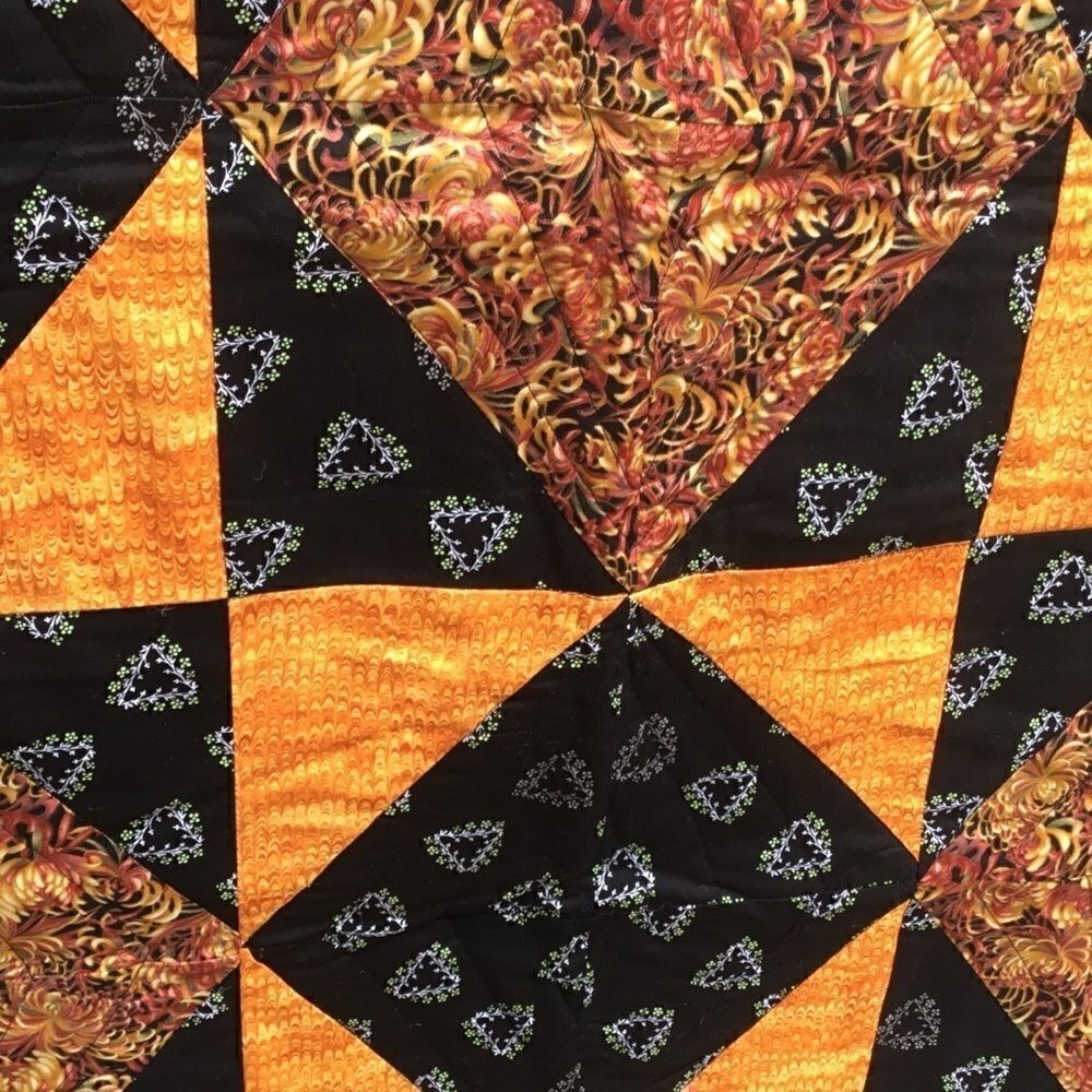 NWT HandCrafted Fall Color Quilt - Picture 9 of 16